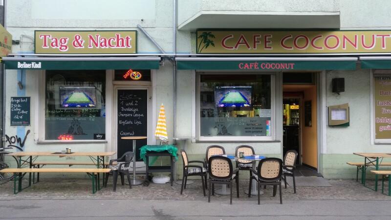 Beste Sportsbars in Berlin - Cafe Coconut