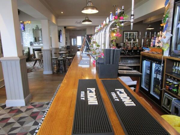 Les Meilleurs Bars à St Albans - The Crown (St Albans)