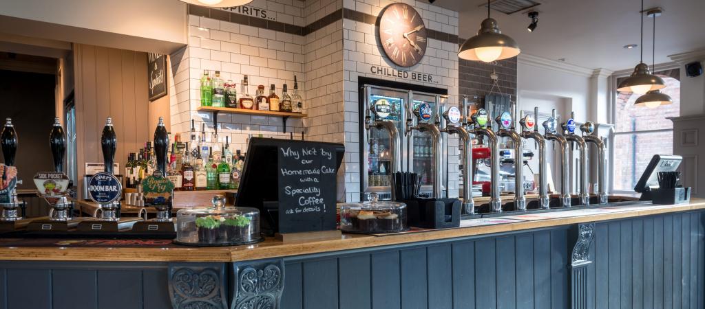 Les Meilleurs Bars à St Albans - The Crown (St Albans)