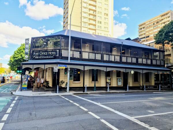 Best Sports Bars in Brisbane - Port Office Hotel