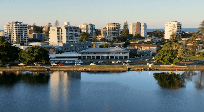 Best Sports Bars in Forster - Lakes and Ocean Hotel