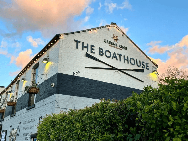 Best Sports Bars in Cambridge - Boathouse (Cambridge)