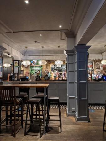Beste Sportsbars in Brentwood - Swan (Brentwood)