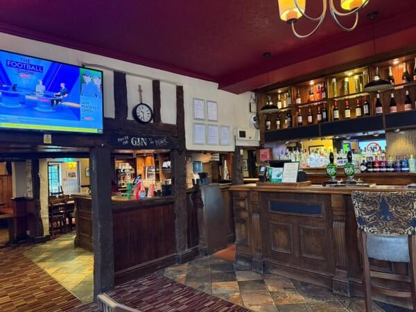 Best Sports Bars in Colchester - Swan Inn (Stanway)