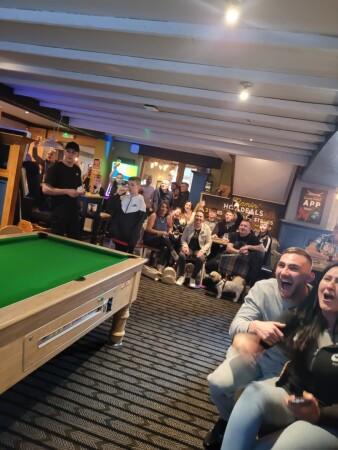 Best Sports Bars in Huddersfield - Fenay Bridge (Fenay Bridge)