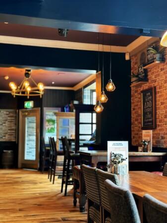 Best Sports Bars in Bedford - George & Dragon (Bedford)