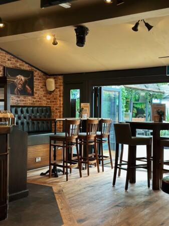 Best Sports Bars in Bedford - George & Dragon (Bedford)