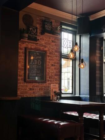 Best Sports Bars in Bedford - George & Dragon (Bedford)