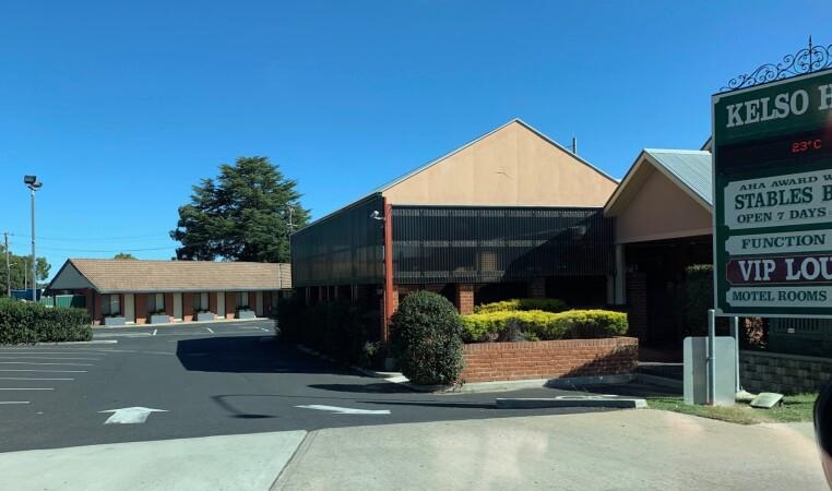 Best Sports Bars in Kelso - The Kelso Hotel