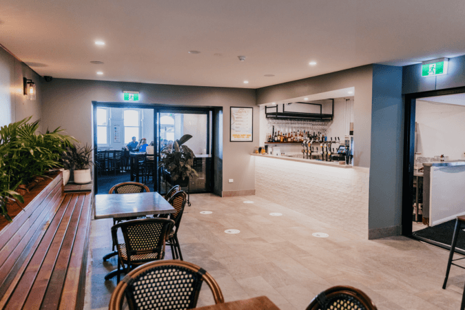 Best Sports Bars in Broadmeadow - Sunnyside Tavern