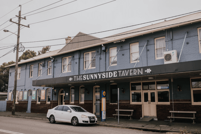 Best Sports Bars in Broadmeadow - Sunnyside Tavern