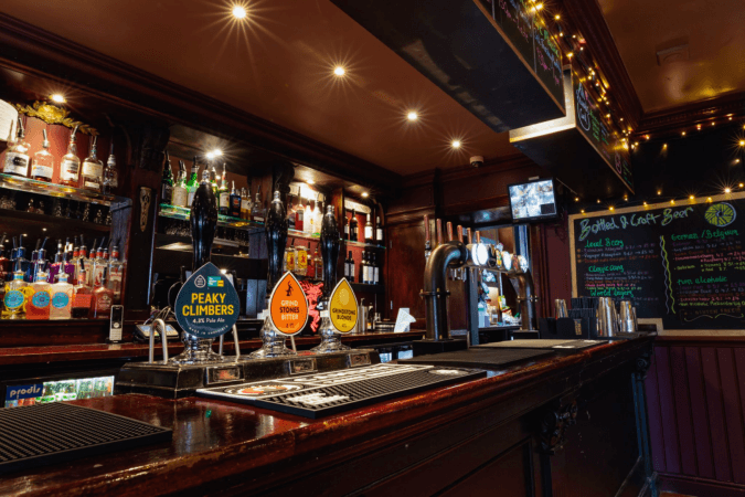 Best Sports Bars in Sheffield - The Old Grindstone