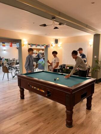 Best Sports Bars in East Sheen - The Home Guard Club