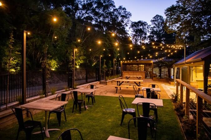 Best Sports Bars in Launching Place - Home Hotel Launching Place