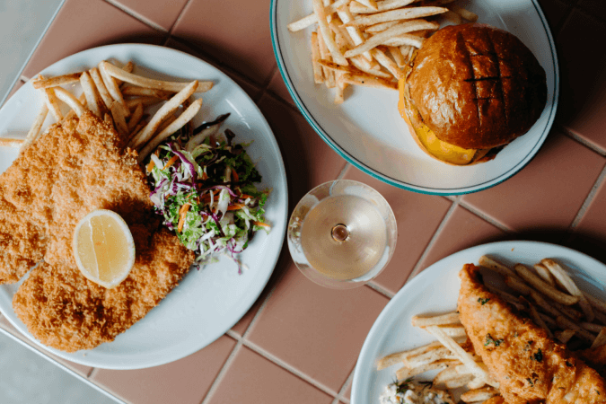 Best Sports Bars in Brunswick - Hotel Railway