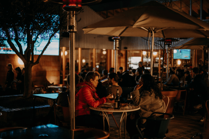 Best Sports Bars in Brunswick - Hotel Railway