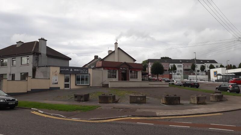 Best Sports Bars in BALLYPHEHANE - TORY TOP BAR