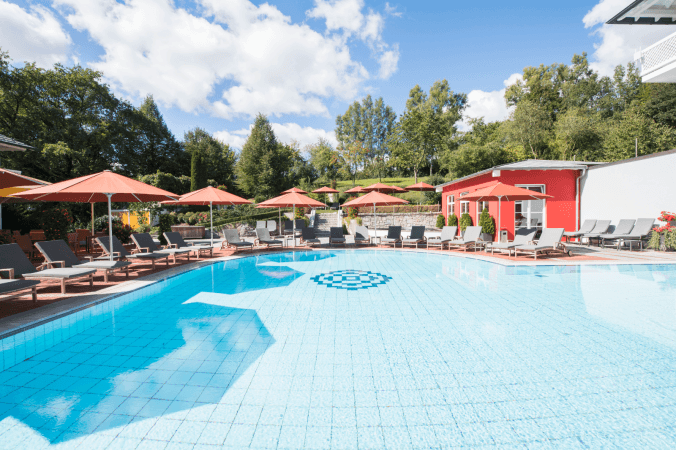 Best Sports Bars in Bad Griesbach im Rottal - Klinik und Hotel St. Wolfgang