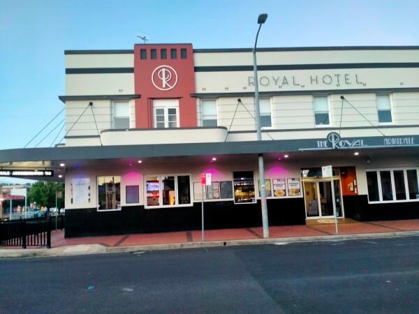 Best Sports Bars in Armidale - Royal Hotel Armidale