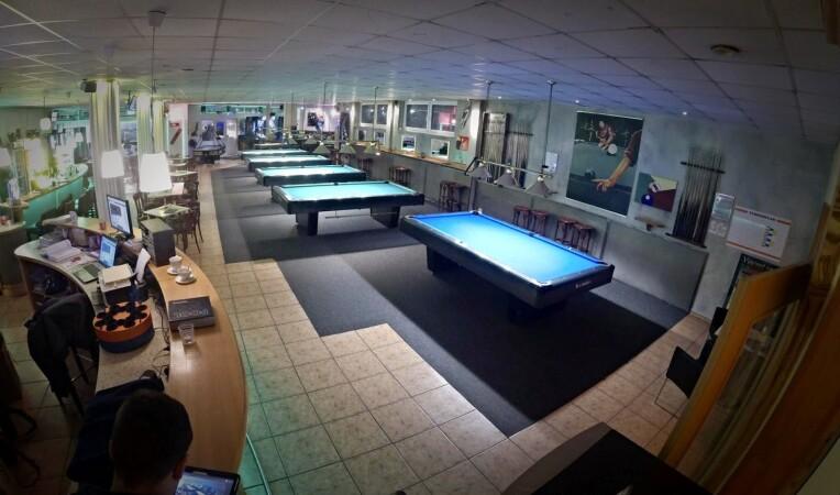 Beste Sportsbars in Emsdetten - Billardcafe Effet Sky Sports Bar