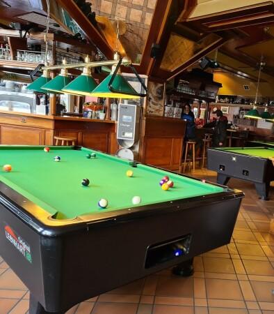 Beste Sportsbars in Düsseldorf - Billiard Freetime Bar