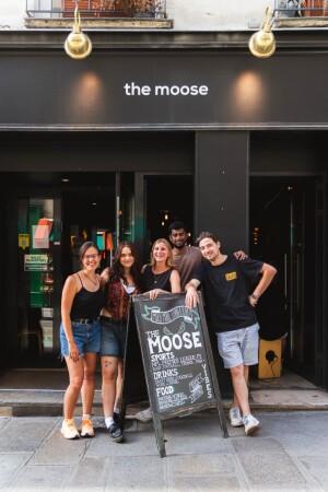 Best Sports Bars in Paris - The Moose