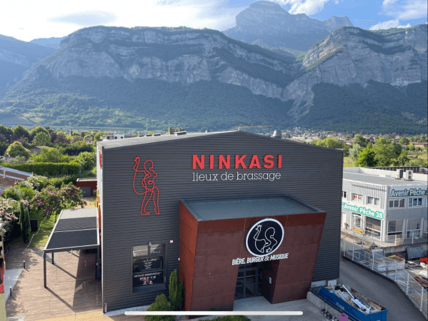 Best Sports Bars in Crolles - Ninkasi Crolles