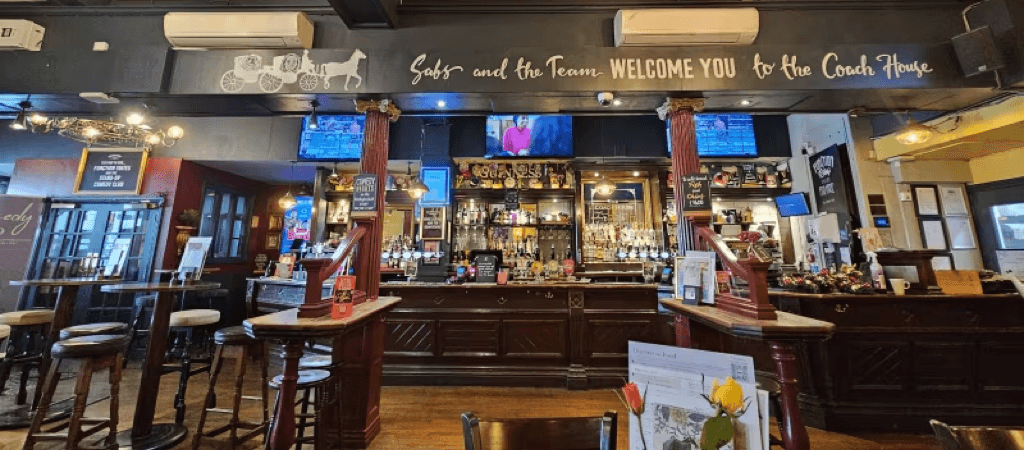 Best Sports Bars in Westminster - Coach House Piccadilly