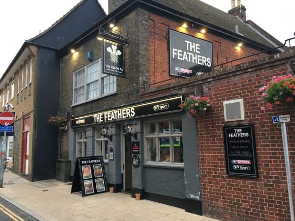 Best Sports Bars in Great Yarmouth - Feathers Great Yarmouth