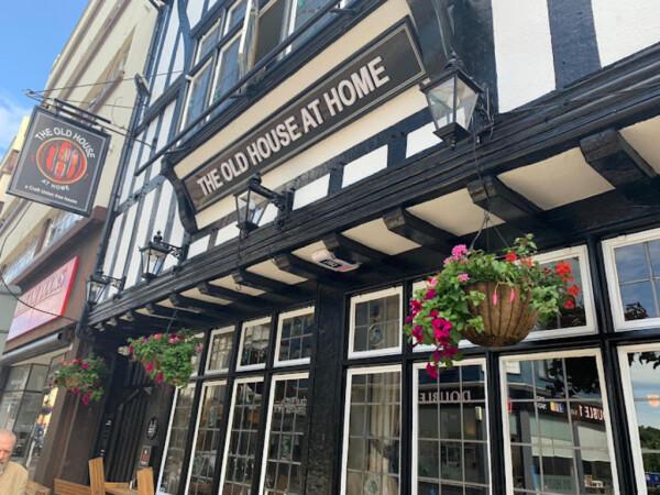 Best Sports Bars in Maidstone - Old House At Home Maidstone