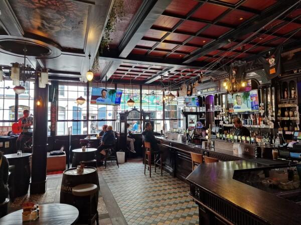 Best Sports Bars in Dublin 2 - Bad Ass Cafe