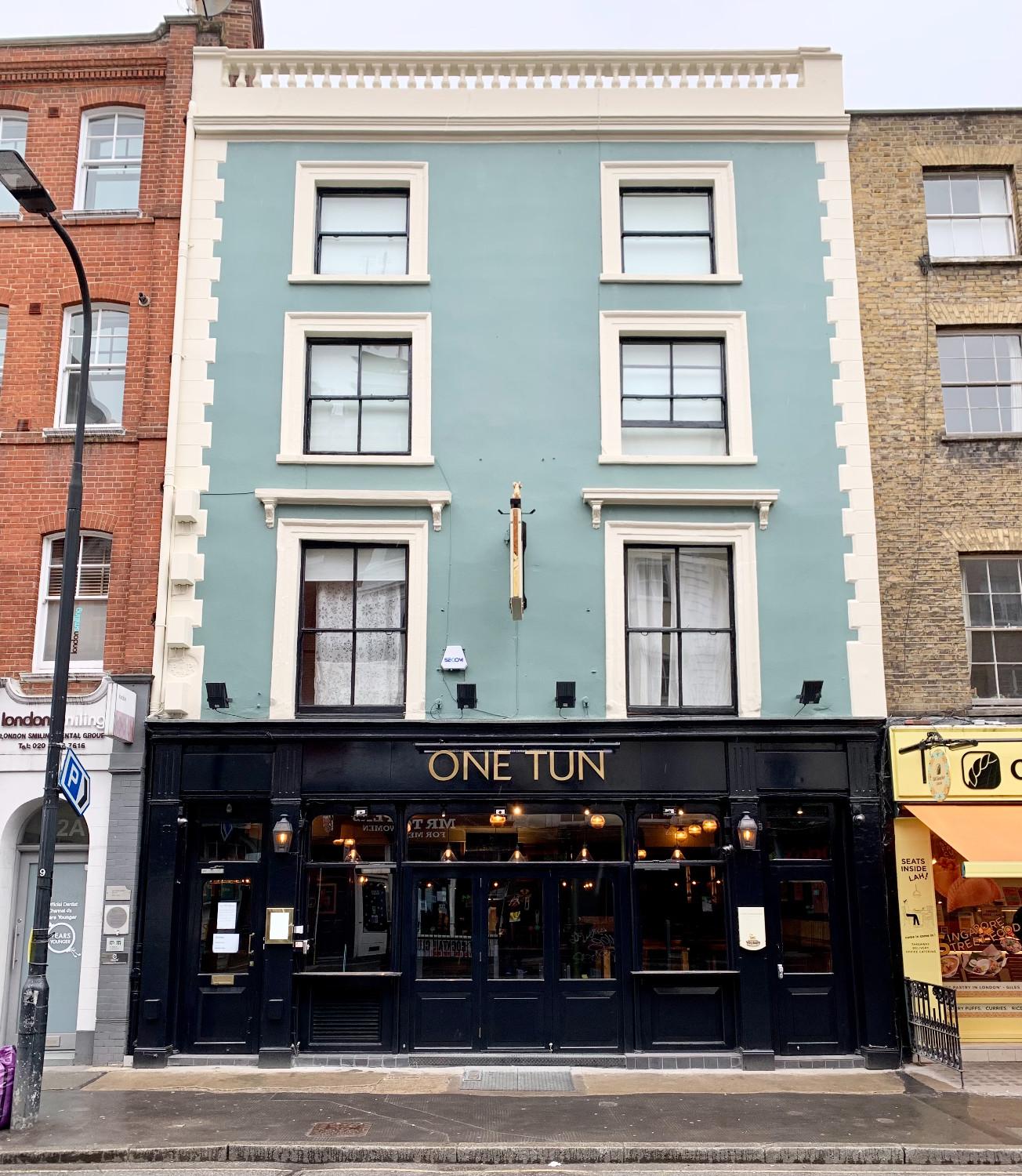 Best Sports Bars in London - One Tun Goodge Street