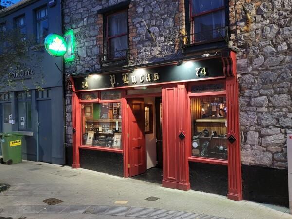 Best Sports Bars in Ennis - Lucas Bar