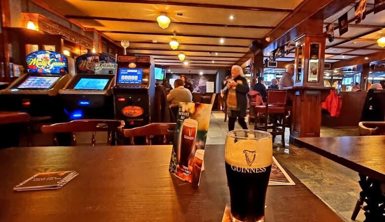 Best Sports Bars in Blanchardstown - Leonards Pub