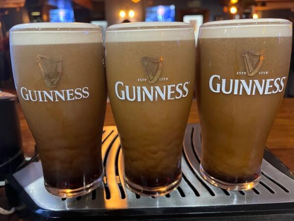 Best Sports Bars in Blanchardstown - Leonards Pub
