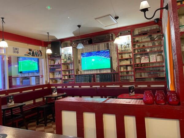 Best Sports Bars in Dublin 2 - Anne's Bar