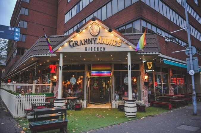 Best Sports Bars in Belfast - Granny Annies Kitchen & Bar