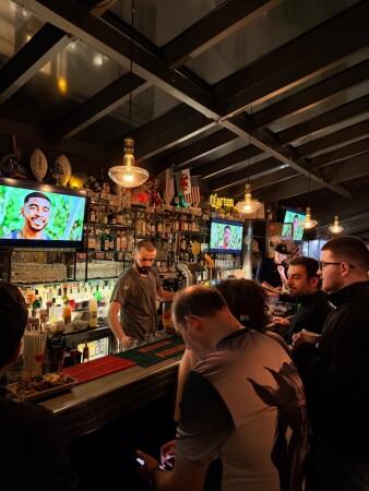 Les Meilleurs Bars à Paris - Rosie's Smokehouse