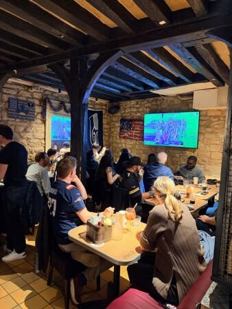 Les Meilleurs Bars à Paris - Rosie's Smokehouse