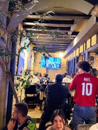 Les Meilleurs Bars à Paris - Rosie's Smokehouse