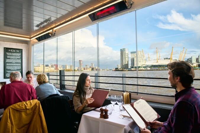 Best Sports Bars in London - Gun E14