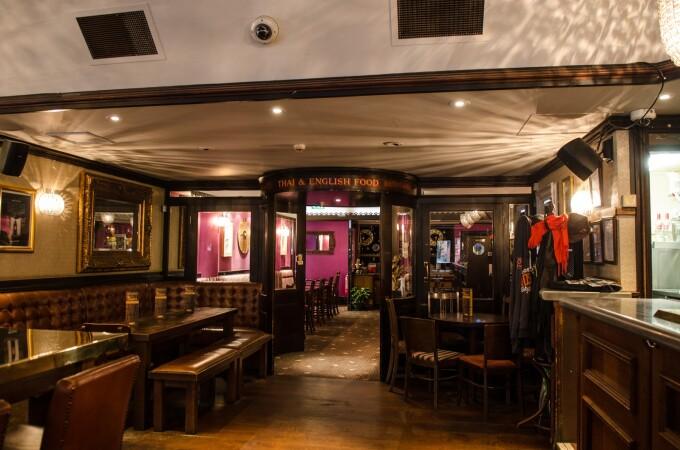 Best Sports Bars in London - Latymers Hammersmith