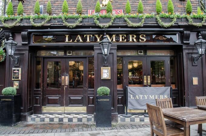 Best Sports Bars in London - Latymers Hammersmith