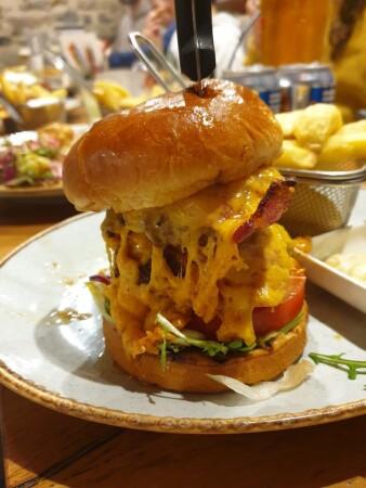 Best Sports Bars in Kilmaurs - Weston Tavern