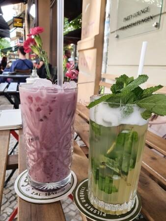 Beste Sportsbars in Berlin - ZAZA Diner & Drinks