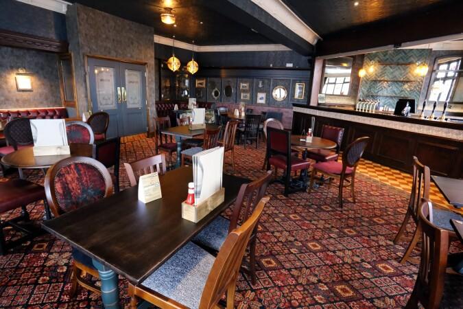 Best Sports Bars in Liverpool - Crown