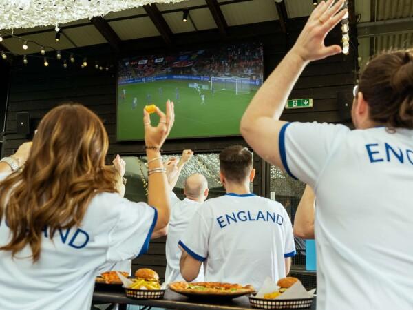 Best Sports Bars in Cambridge - The Tivoli