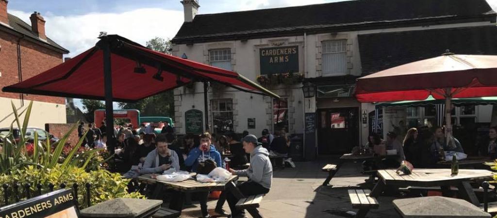 Best Sports Bars in Hull - Gardeners Arms