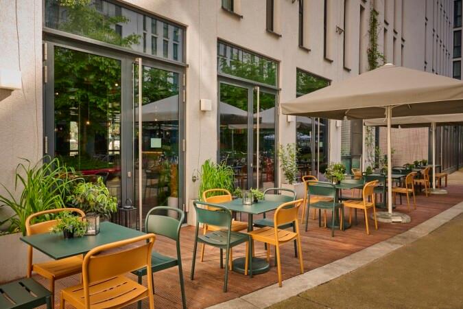 Beste Sportsbars in Berlin - Generator Berlin Alexanderplatz