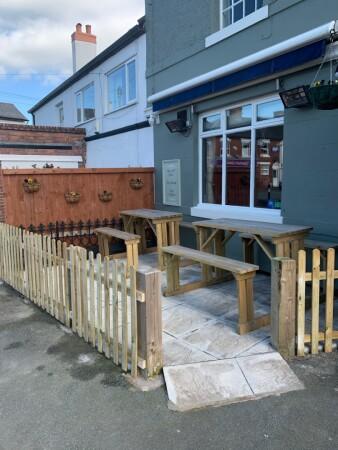 Best Sports Bars in Oswestry - Cross Foxes